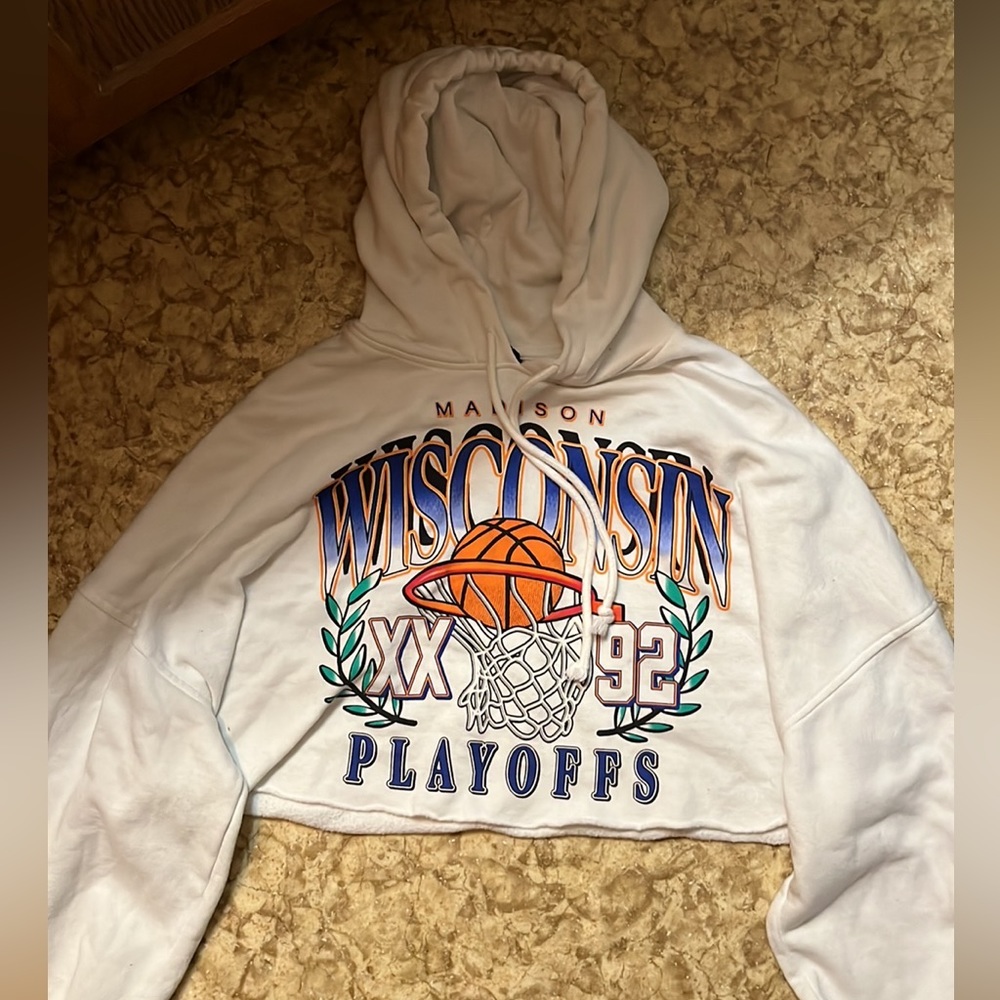 White cropped H&M hoodie - Picture 2 of 6